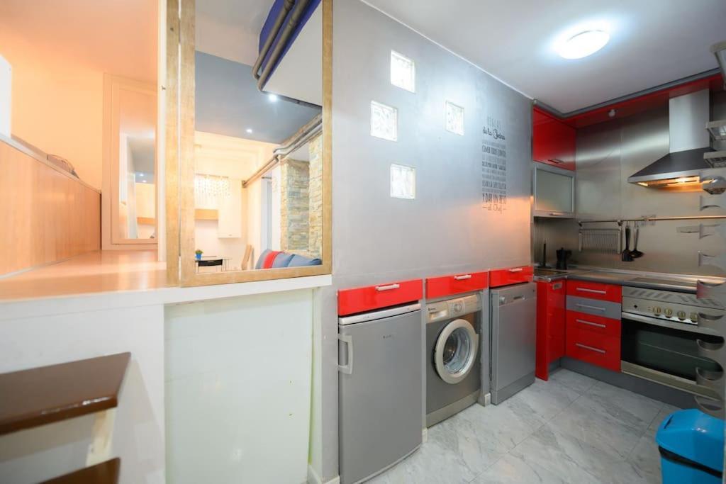 Encantador Apartamento Temporal Centrico Con Patio Privado Mpe51 Apartment Madrid Exterior photo